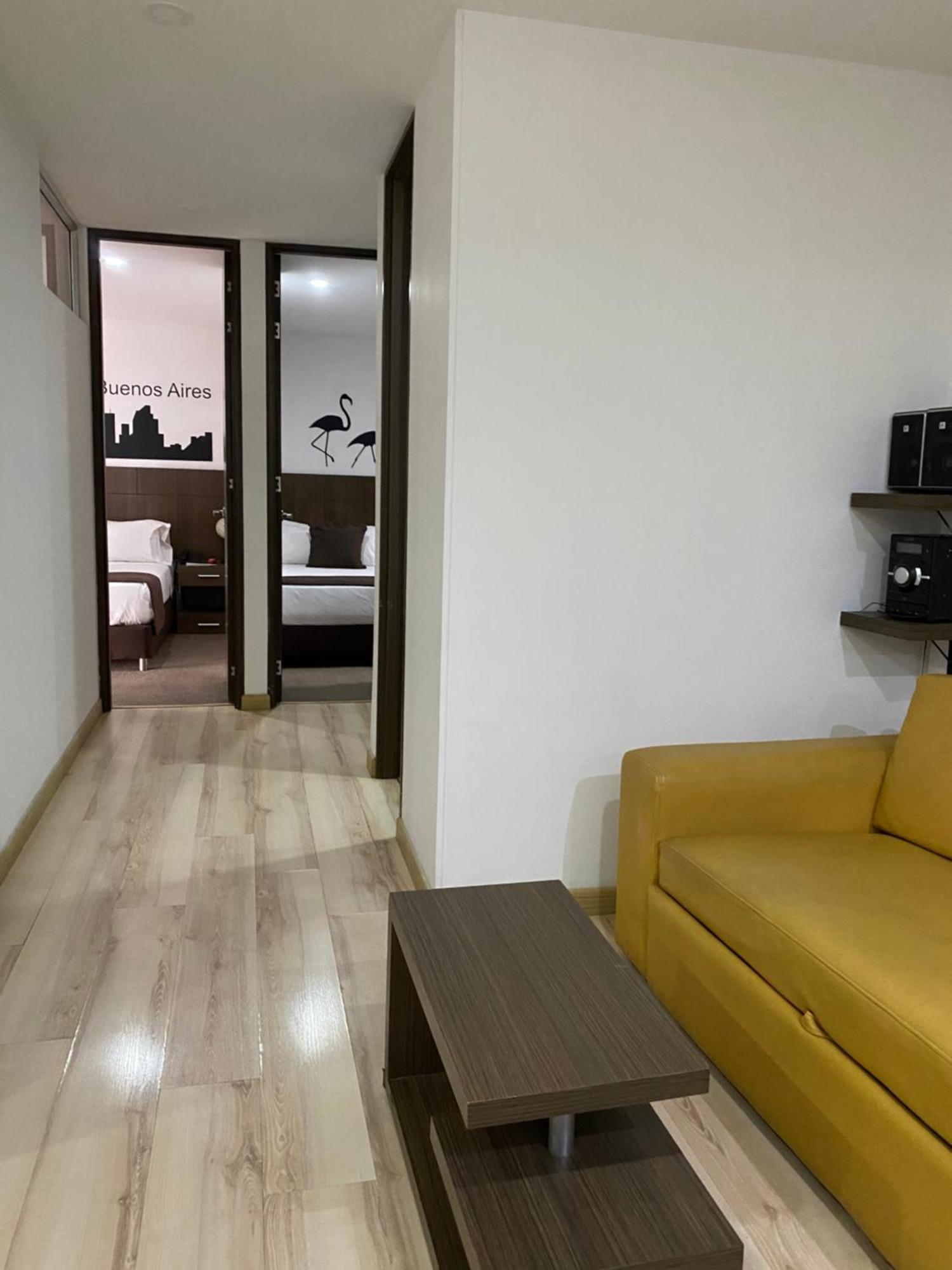 Hotel Apartamentos Regency La Feria Bogota Room photo